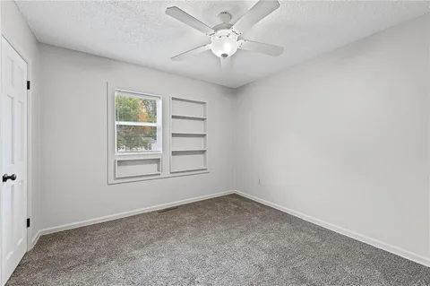 $225,000 | 912 Vest Drive, Warrensburg, MO 64093