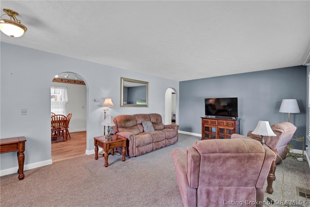 2595 East Robin Road New Albany, IN 47150 - Photo 4 of 35