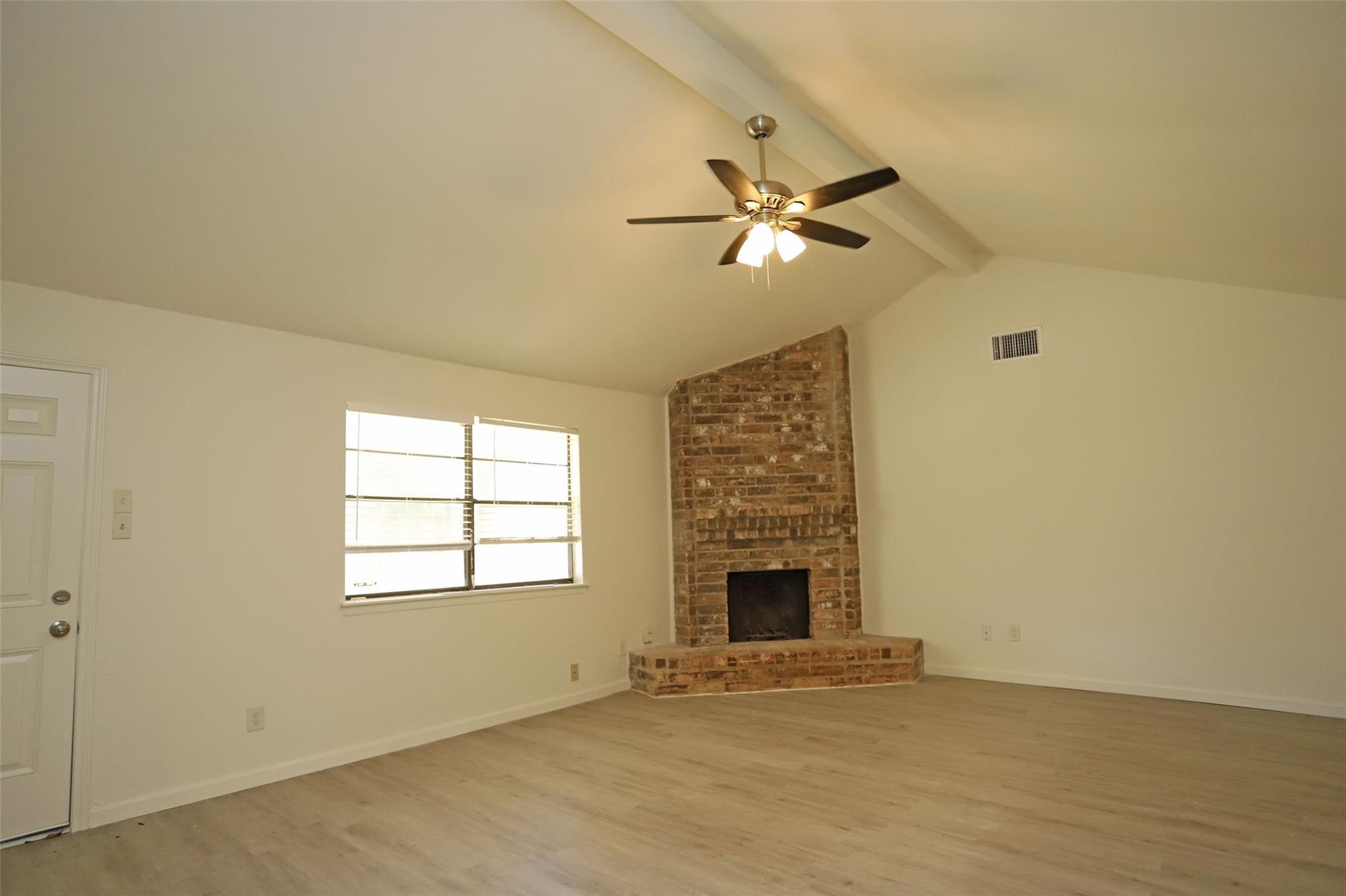 5023 Monteith Drive Spring, TX 77373 - Photo 2 of 19