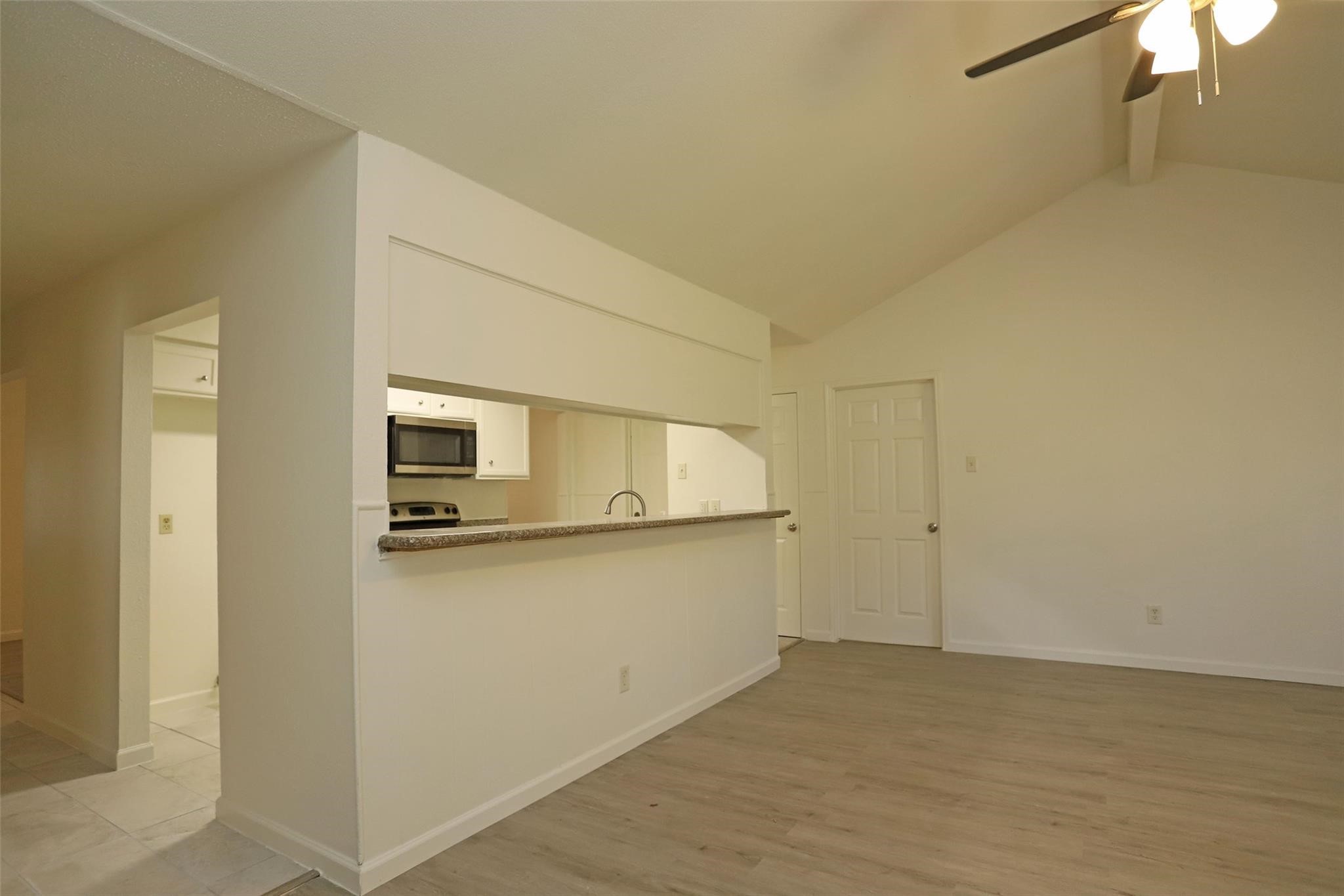 5023 Monteith Drive Spring, TX 77373 - Photo 4 of 19