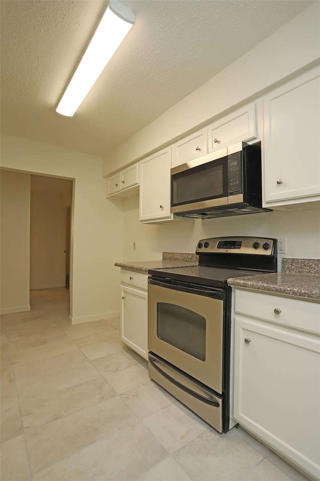 5023 Monteith Drive Spring, TX 77373 - Photo 7 of 19