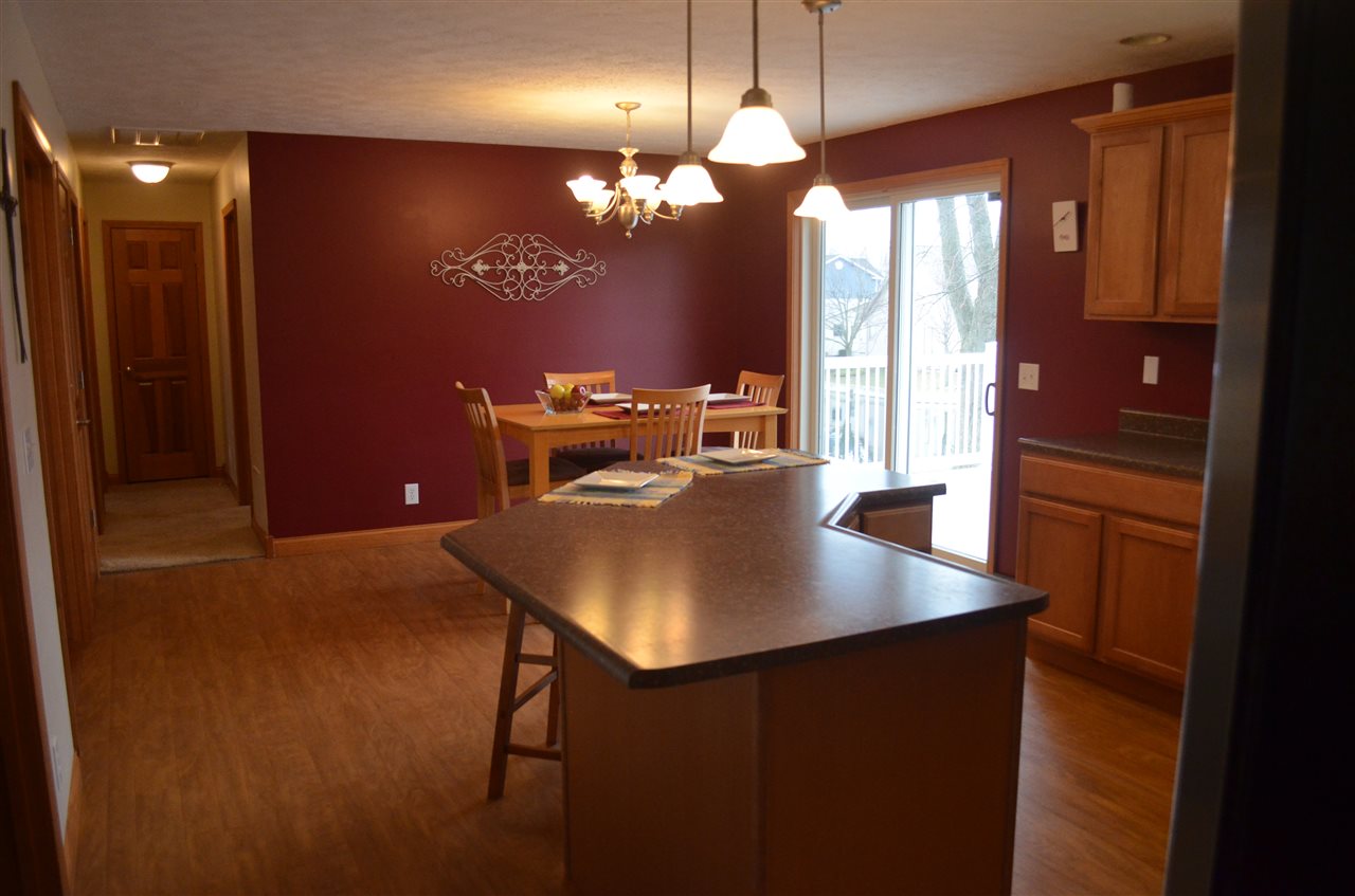 8014 East North Road Syracuse, IN 46567 - Photo 12 of 33 Gallery Image 12
