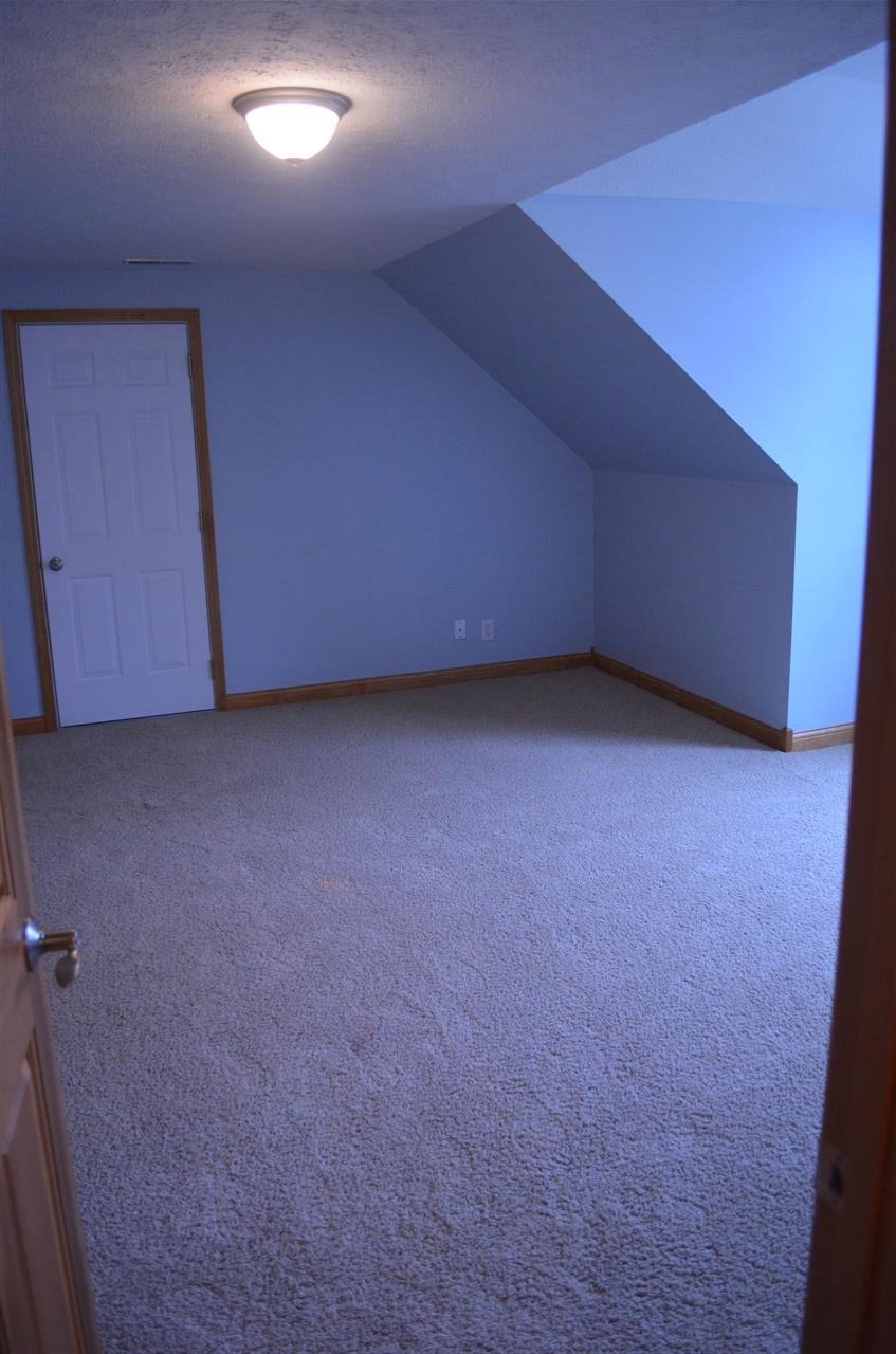 8014 East North Road Syracuse, IN 46567 - Photo 23 of 33 Gallery Image 23