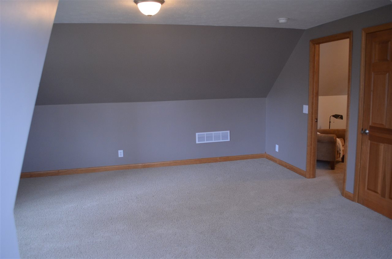 8014 East North Road Syracuse, IN 46567 - Photo 26 of 33 Gallery Image 26
