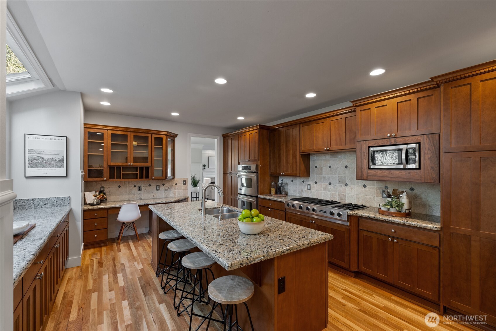 16209 205th Place Southeast Renton, WA 98059 - Photo 10 of 40