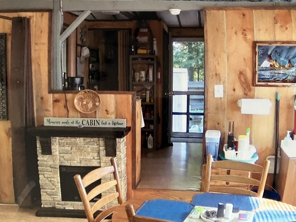 2 Modoc Drive Heath, MA 01346 - Photo 7 of 17