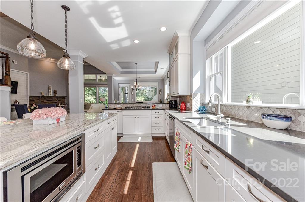 2233 Tatton Hall Road Fort Mill, SC 29715 - Photo 11 of 48 Gallery Image 11