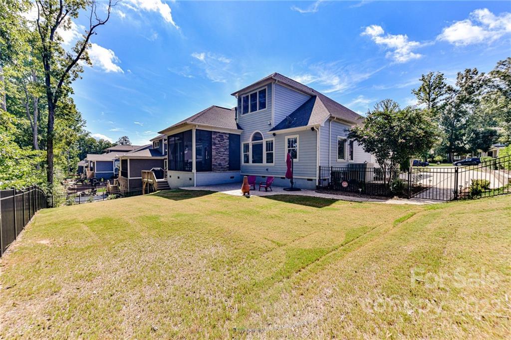 2233 Tatton Hall Road Fort Mill, SC 29715 - Photo 41 of 48 Gallery Image 41