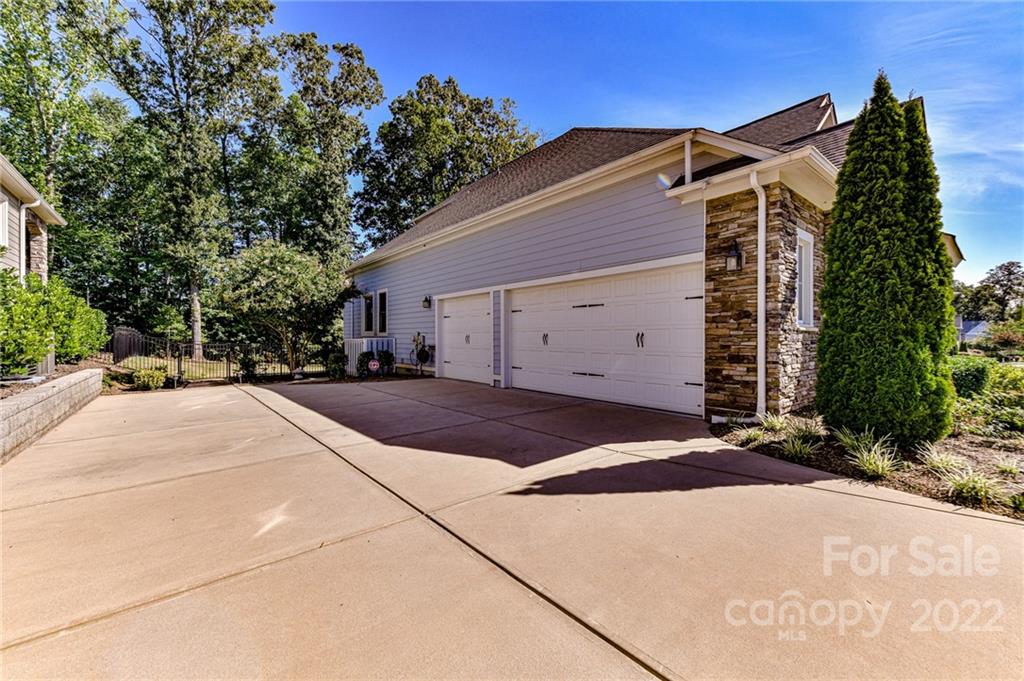 2233 Tatton Hall Road Fort Mill, SC 29715 - Photo 45 of 48 Gallery Image 45