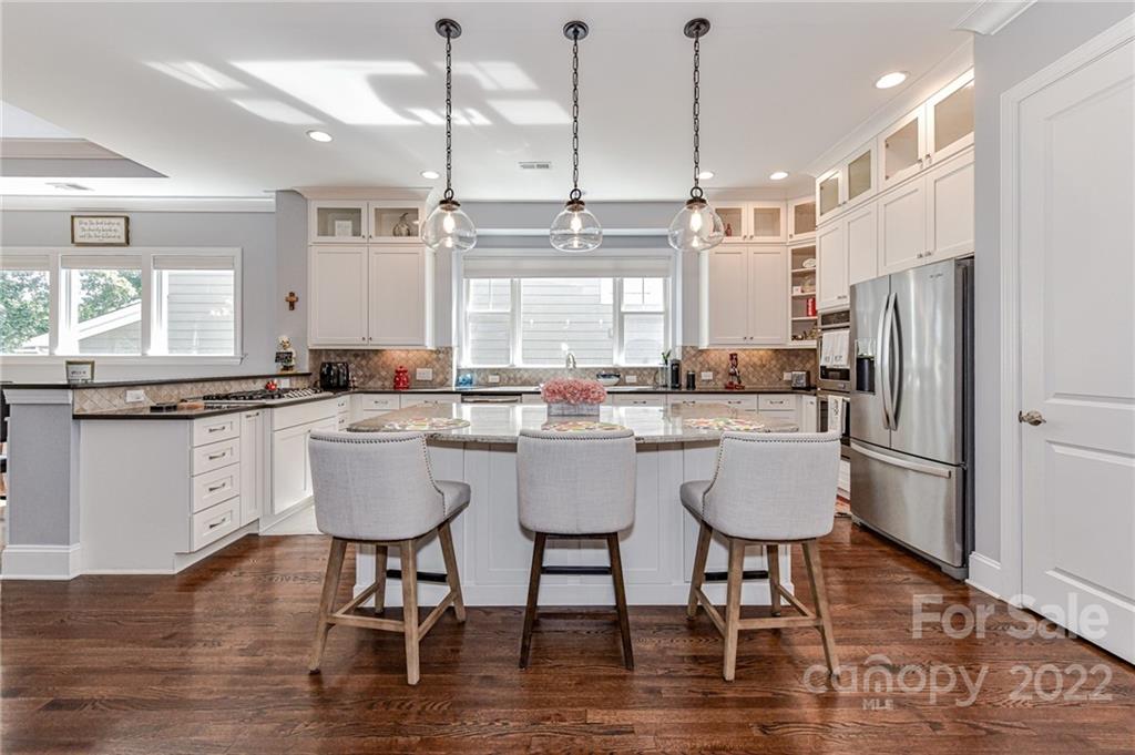 2233 Tatton Hall Road Fort Mill, SC 29715 - Photo 8 of 48 Gallery Image 8