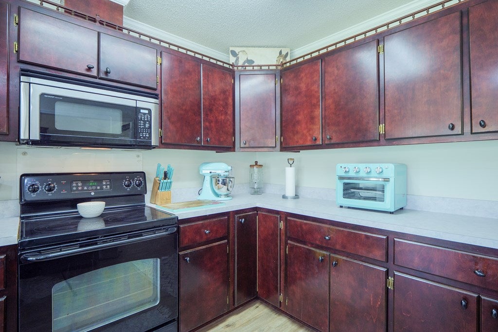 3858 Turner Road Valdosta, GA 31601 - Photo 12 of 59 Gallery Image 12