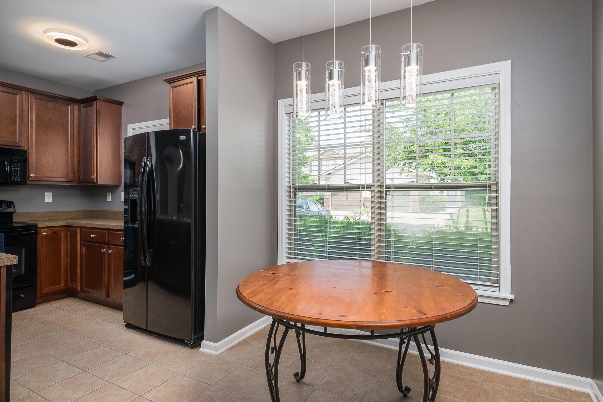 227 Regency Point Path Lexington, KY 40503 - Photo 9 of 23 007-227_regency_point_path_6_7_22-highre