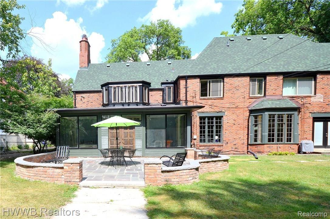 19373 Renfrew Road Detroit, MI 48221 - Photo 23 of 26 Raised Stone Patio & Sunroom