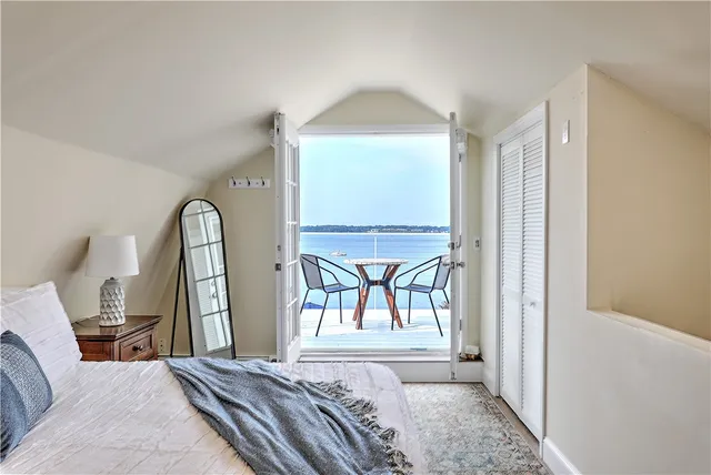 $4,000 | 45 White Avenue, East Providence, RI 02915