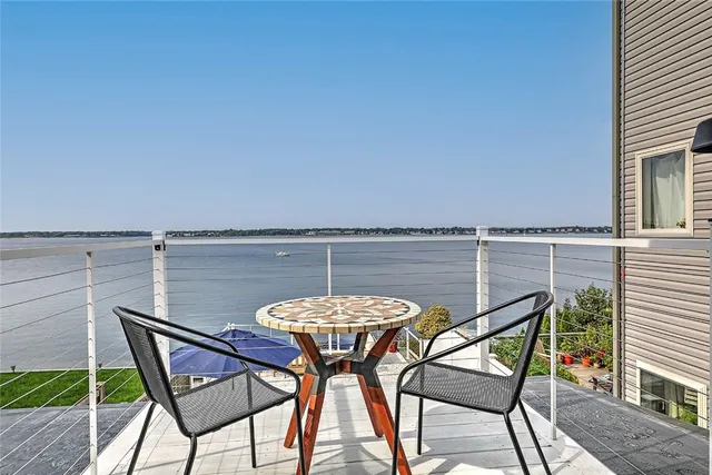 $4,000 | 45 White Avenue, East Providence, RI 02915