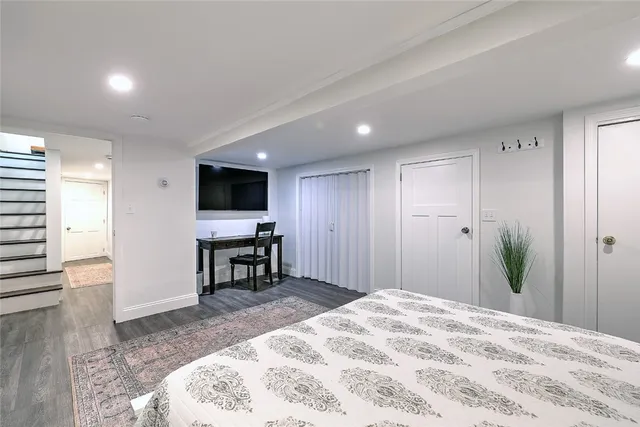 $4,000 | 45 White Avenue, East Providence, RI 02915