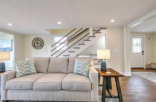 $4,000 | 45 White Avenue, East Providence, RI 02915