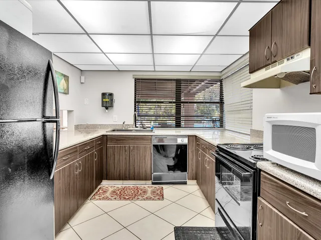 $255,000 | 4441 Northwest 22nd Road, Unit 414, Coconut Creek, FL 33066