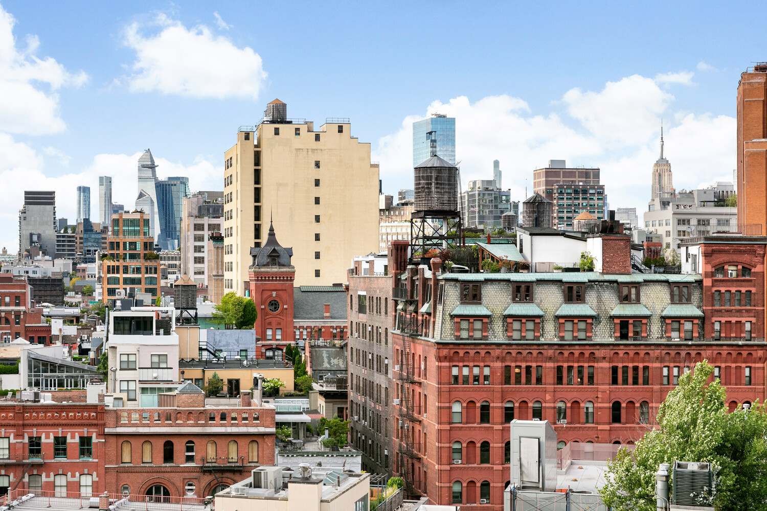 143 Reade Street, Unit 10A Manhattan, NY 10013 - Photo 16 of 18 a view of a city that has tall buildings