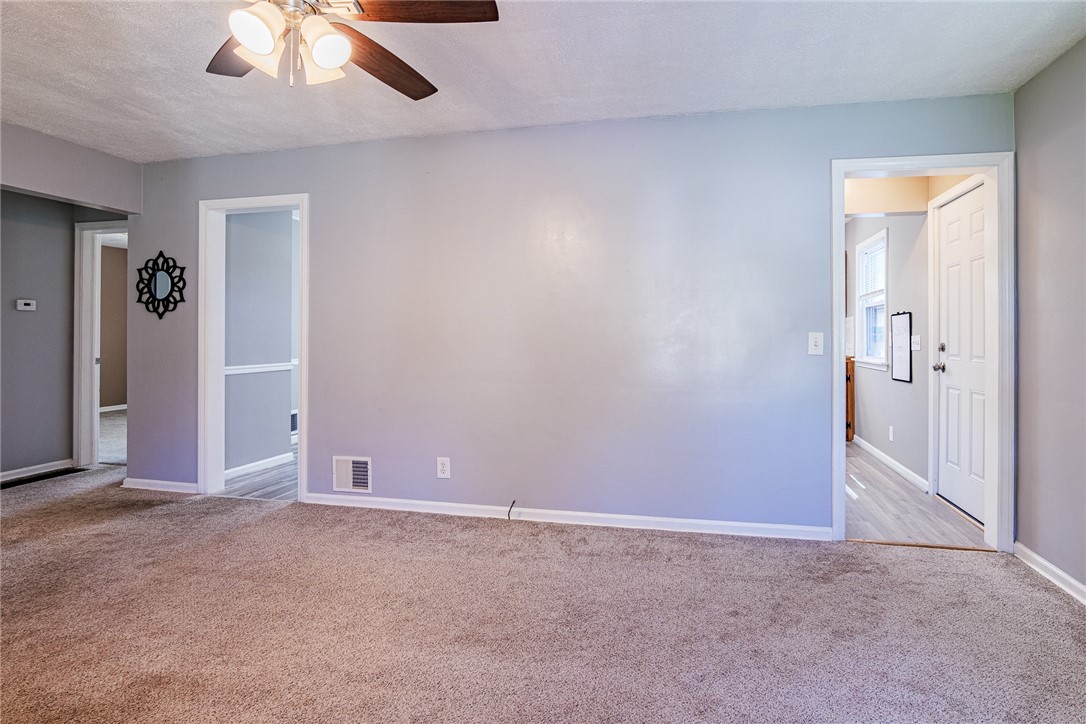 765 Denise Road Greece, NY 14616 - Photo 10 of 50