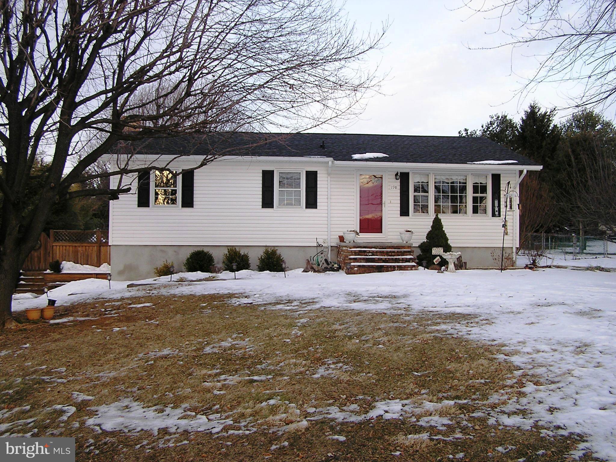 198 Payne Road Winchester, VA 22603 - Photo 4 of 18 Exterior (Front)