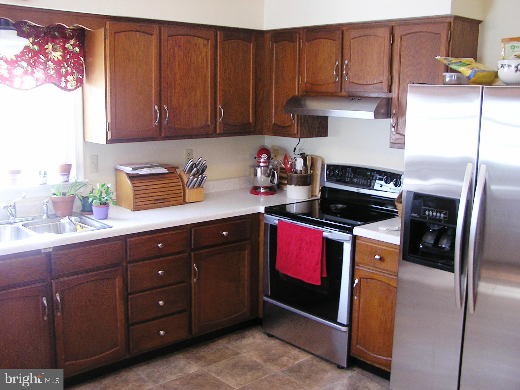 198 Payne Road Winchester, VA 22603 - Photo 6 of 18 Kitchen