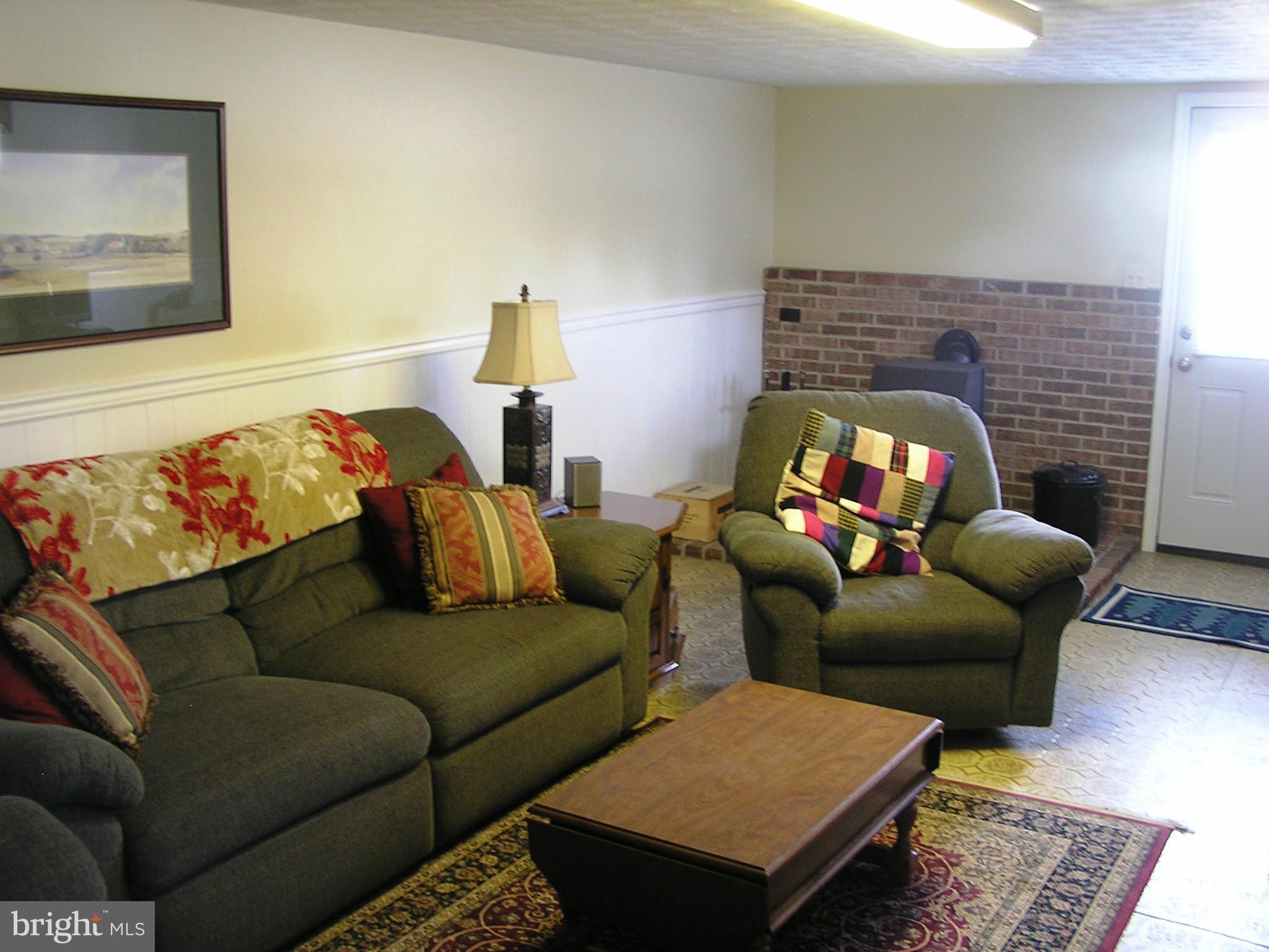 198 Payne Road Winchester, VA 22603 - Photo 10 of 18 Family Room