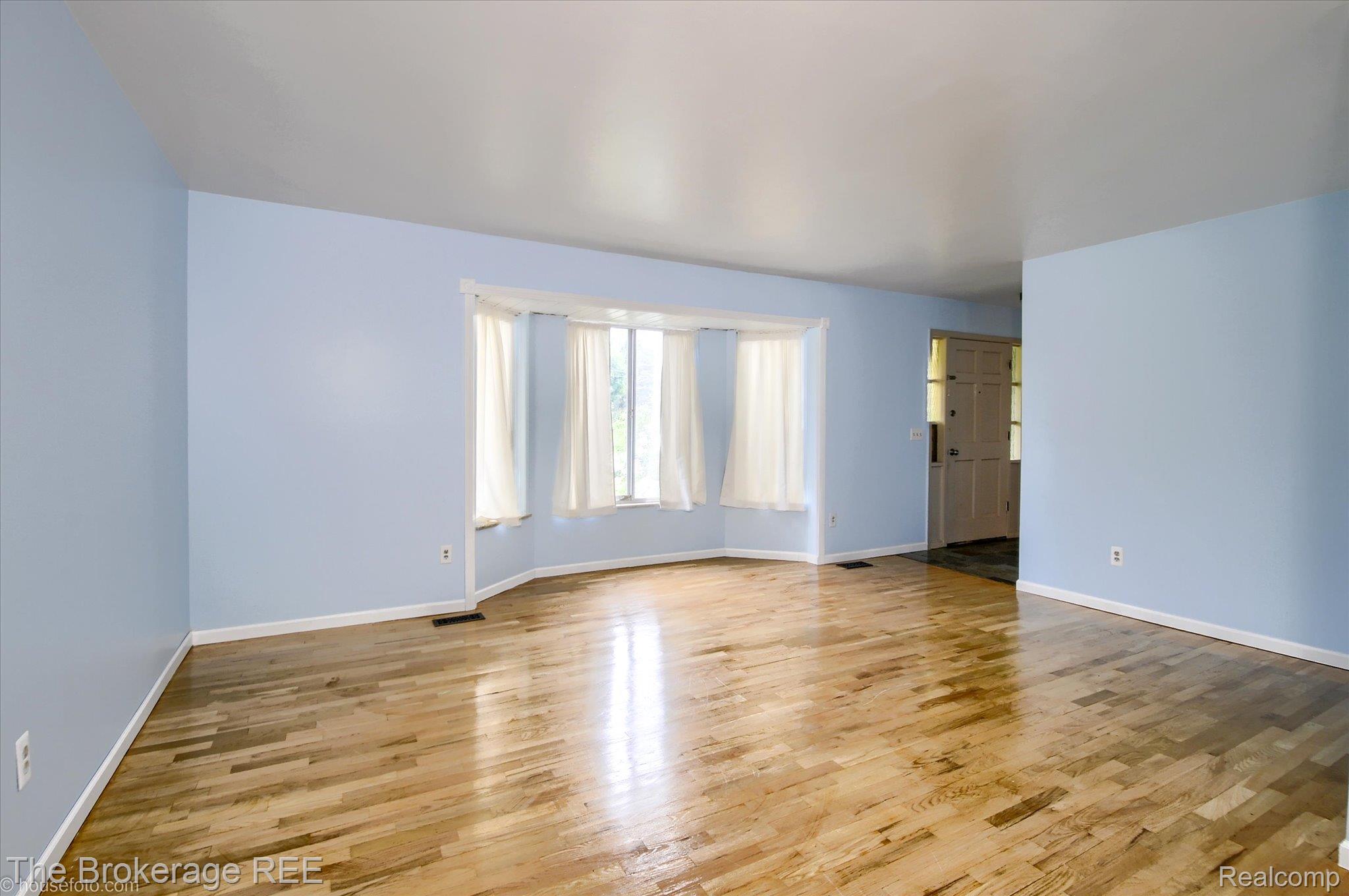 11-Housefoto_3008834-HDR(5).jpg