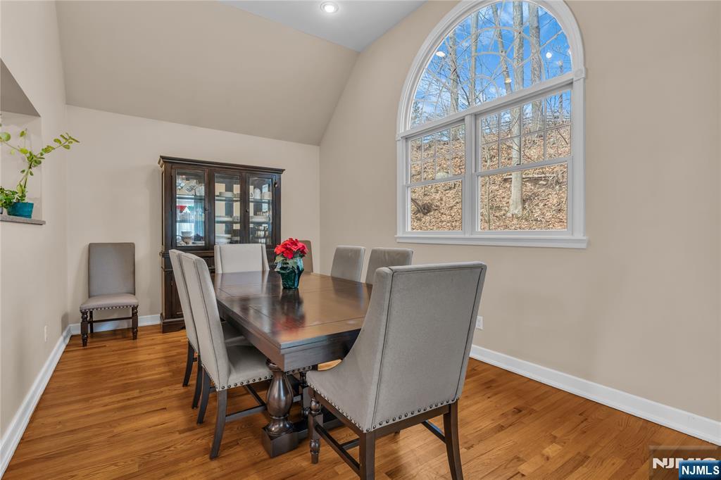 15 High Mountain Road Oakland, NJ 07436 - Photo 14 of 29