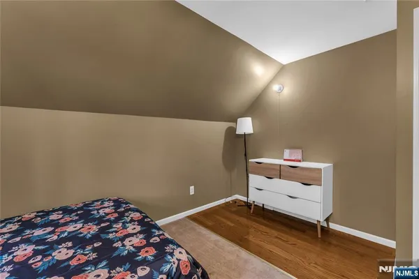 $720,000 | 15 High Mountain Road, Oakland, NJ 07436
