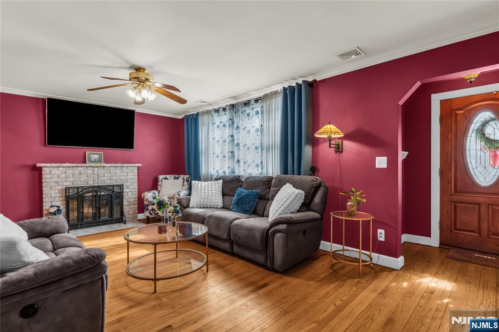 15 High Mountain Road Oakland, NJ 07436 - Photo 8 of 29