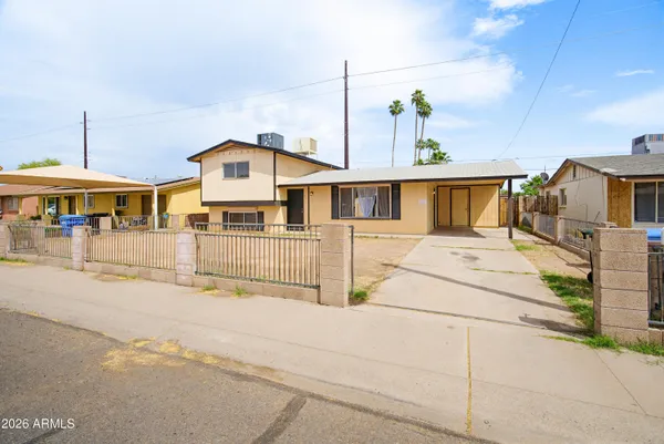 $303,000 | 2621 North 47th Drive, Phoenix, AZ 85035