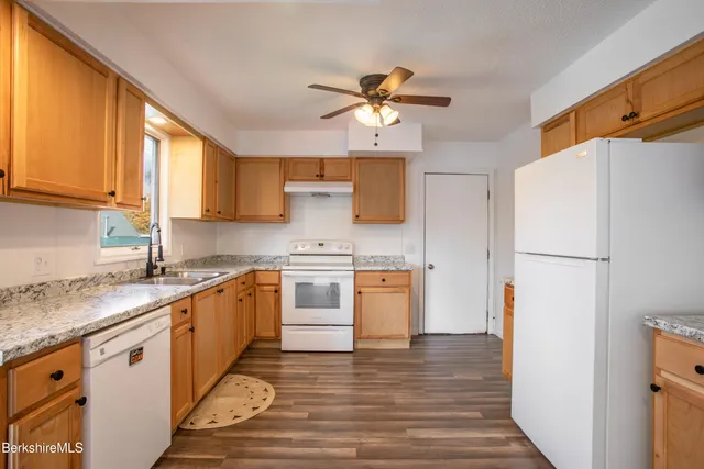 $392,000 | 68 Howe Road, Pittsfield, MA 01201