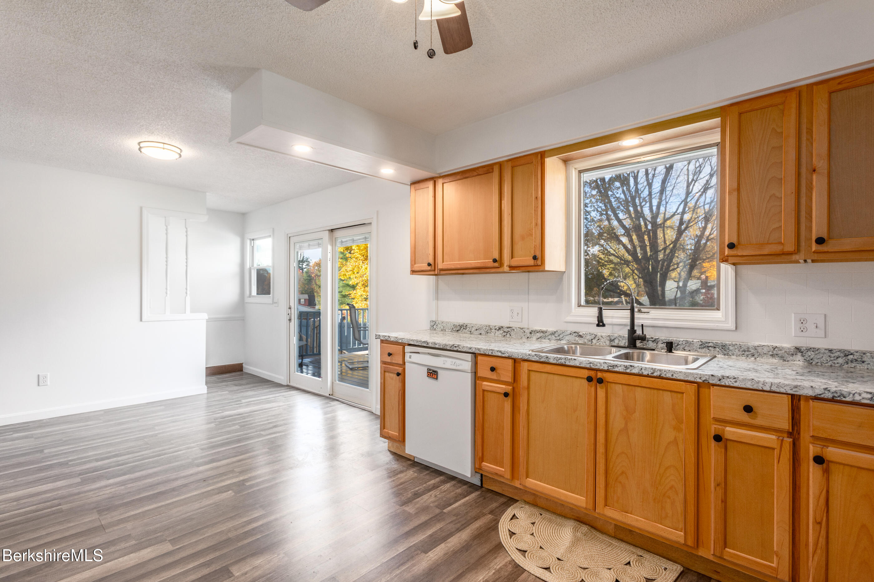 68 Howe Road Pittsfield, MA 01201 - Photo 13 of 38 image-12