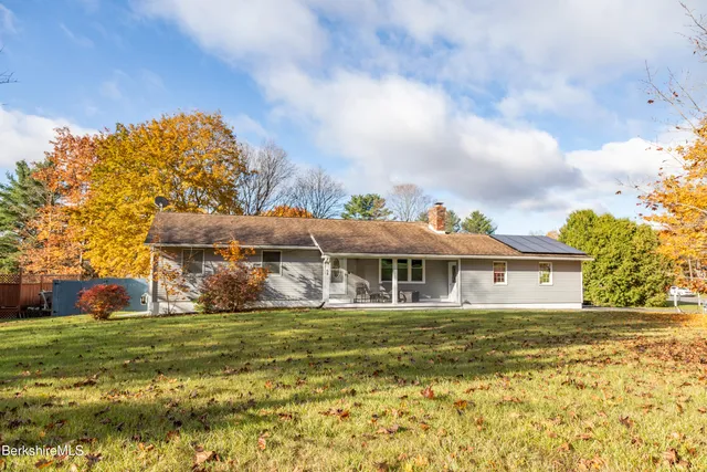 $392,000 | 68 Howe Road, Pittsfield, MA 01201