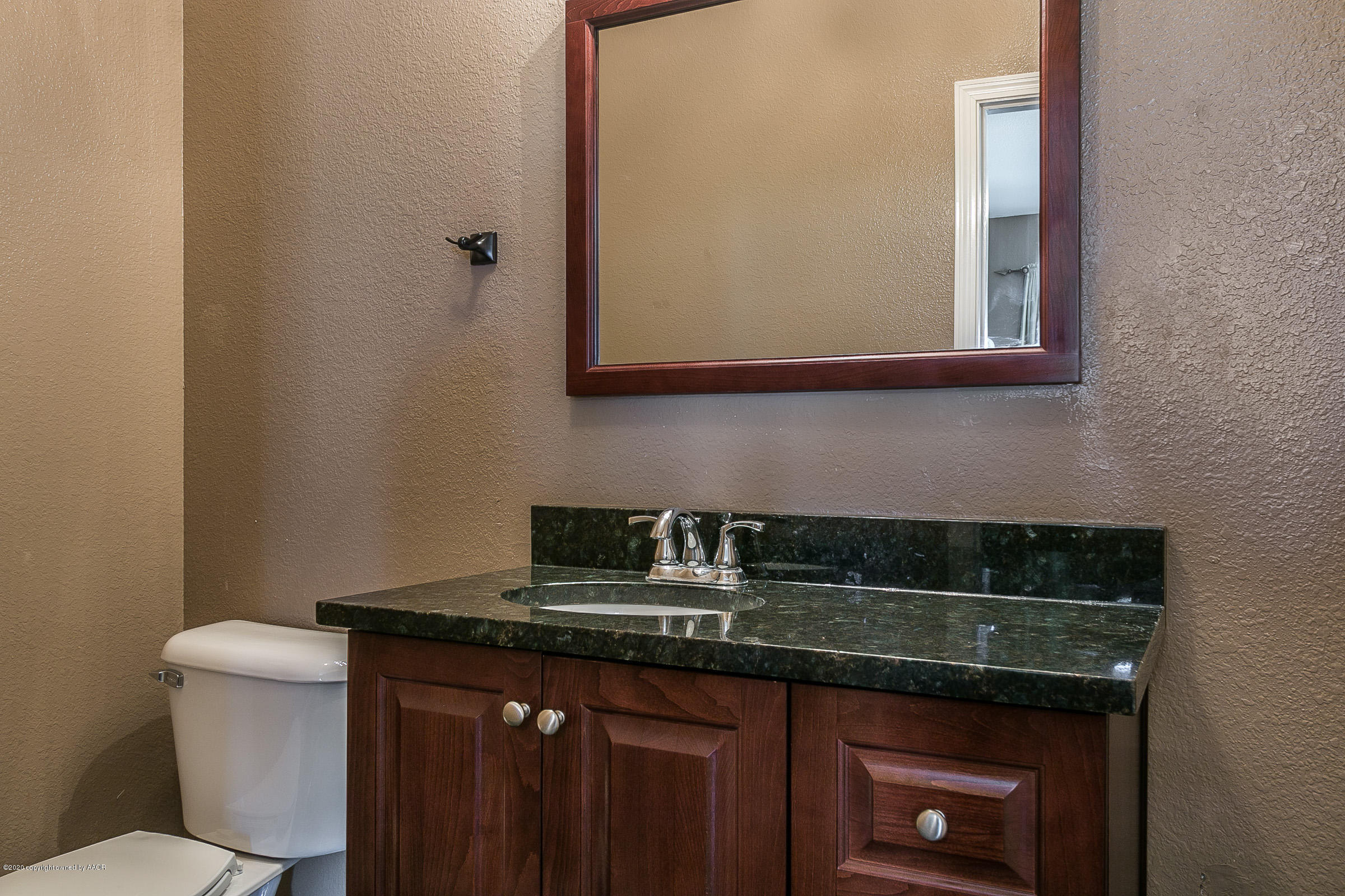 11315 Collin Wade Road Amarillo, TX 79124 - Photo 29 of 60 033_Bathroom 8