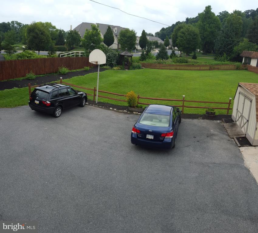 1541 Stony Battery Road Lancaster, PA 17601 - Photo 5 of 34 Gallery Image 5