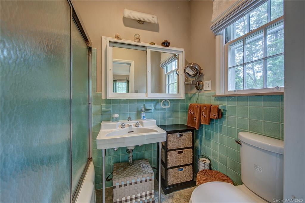 2501 Pinewood Road Gastonia, NC 28054 - Photo 22 of 29 Gallery Image 22