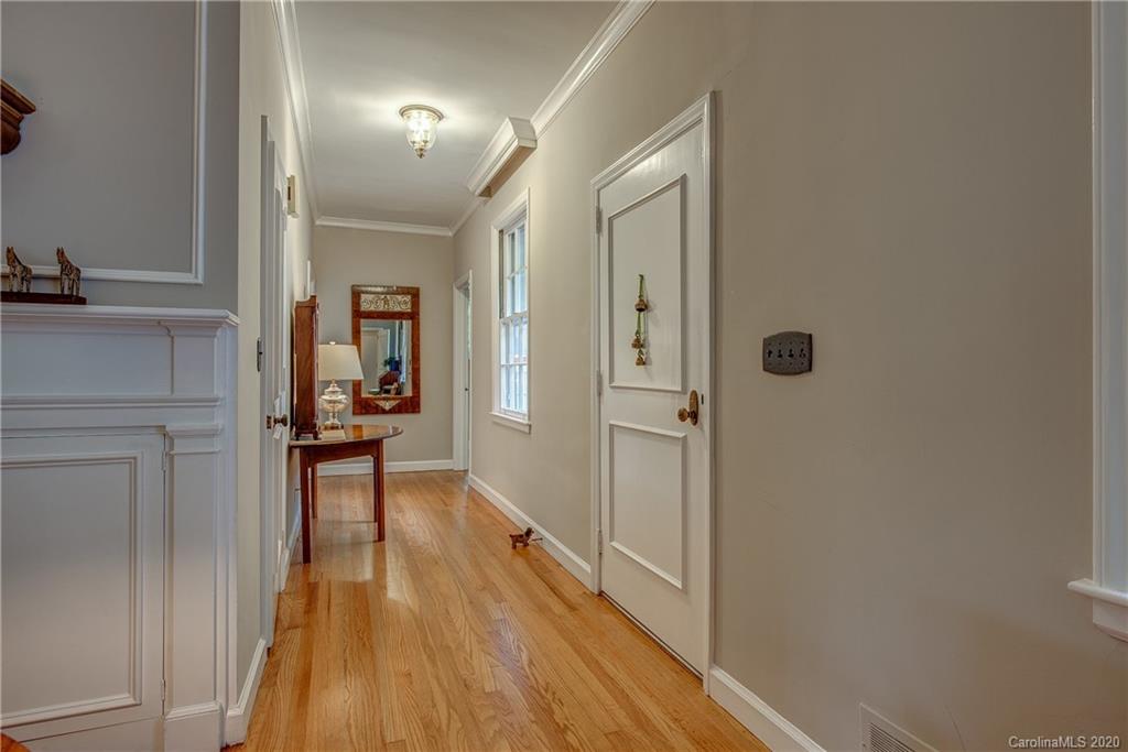 2501 Pinewood Road Gastonia, NC 28054 - Photo 4 of 29 Gallery Image 4