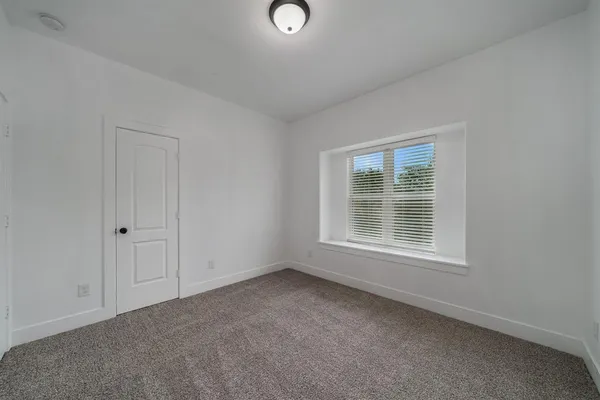 $2,725 | 406 Wolfe Street, McKinney, TX 75069