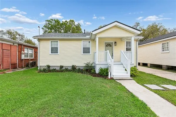 $2,400 | 409 Henry Landry Avenue, Metairie, LA 70003