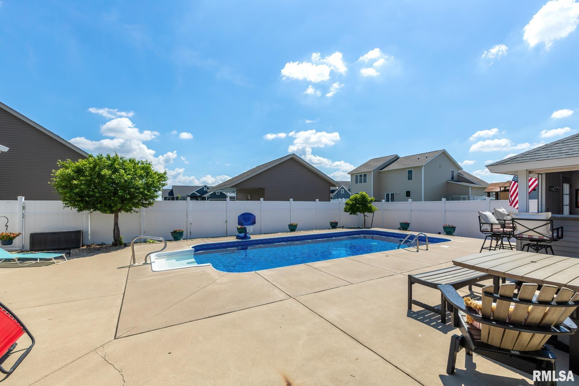 1570 Fox Ridge Road Eldridge, IA 52748 - Photo 35 of 37 Gallery Image 35