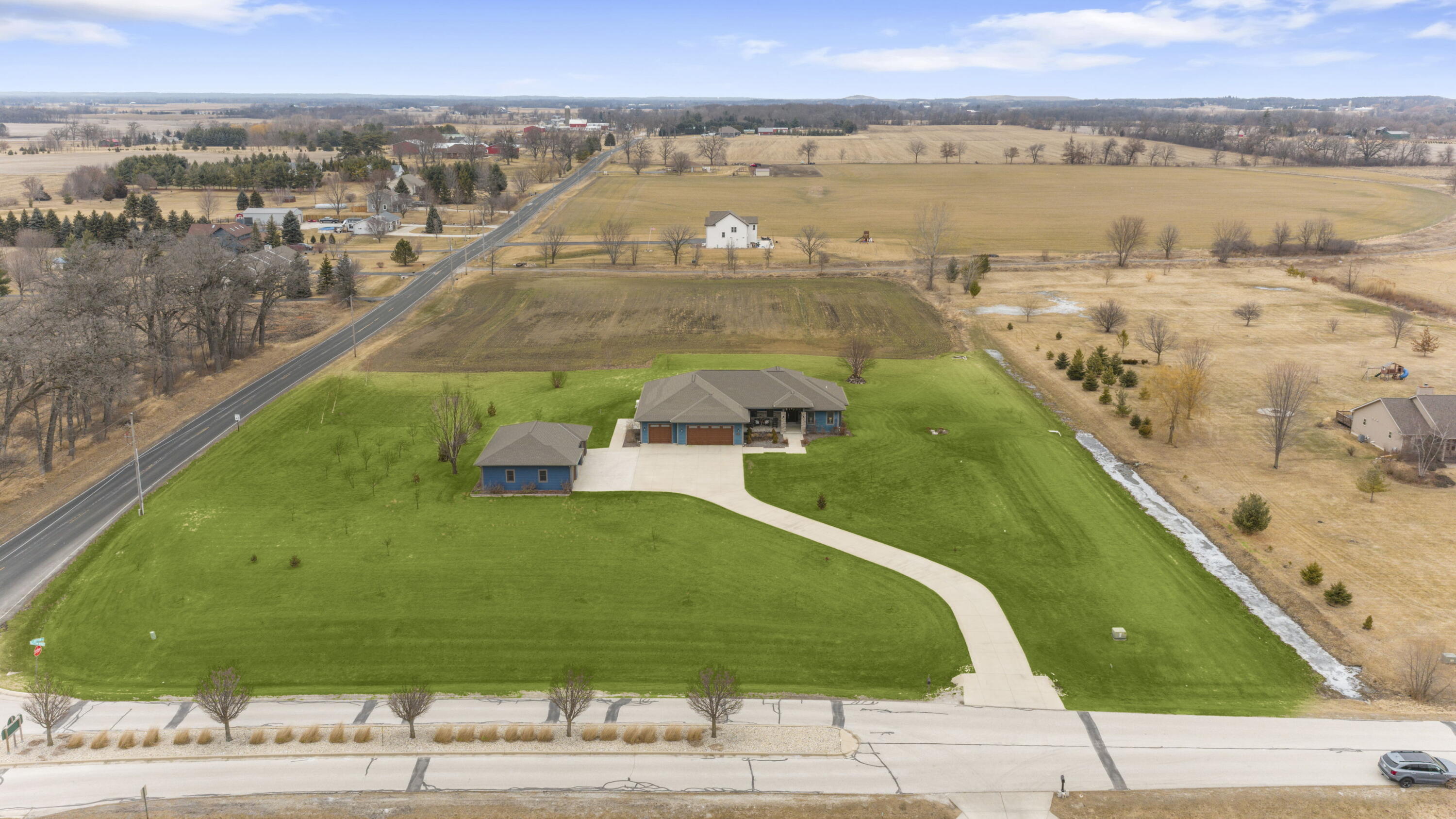3420 Britton Ridge Norway, WI 53182 - Photo 2 of 39 Full view