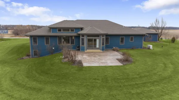 $1,100,000 | 3420 Britton Ridge, Norway, WI 53182