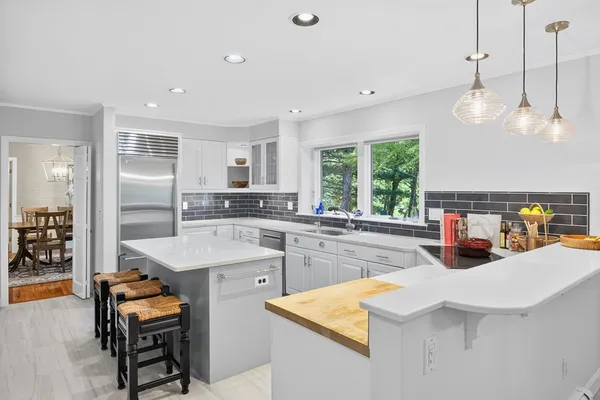$2,095,000 | 34 Lake Drive, Orleans, MA 02653