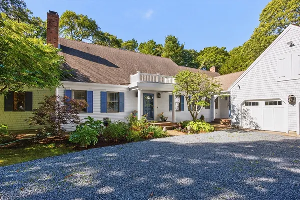 $2,095,000 | 34 Lake Drive, Orleans, MA 02653