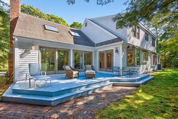 $2,095,000 | 34 Lake Drive, Orleans, MA 02653