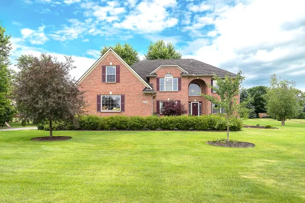 $799,900 | 8757 Sydney Drive, Saline, MI 48176