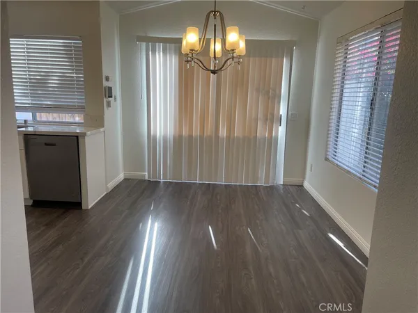 $2,950 | 11422 Citrus Glen Lane, Fontana, CA 92337