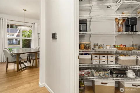 $1,900,000 | 14230 229th Avenue Northeast, Woodinville, WA 98077
